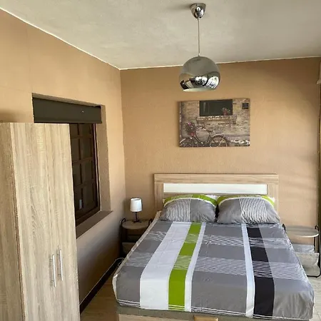 Beachfront Apartamento *